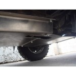 ΠΟΔΙΑ ΓΙΑ SUZUKI JIMNY 1.3 2012+ ΚΙΒΩΤΙΟΥ ΤΑΧΥΤΗΤΩΝ ΠΙΣΩ ΣΙΔΕΡΕΝΙΑ ΣΕΤ ΜΕ ΒΙΔΕΣ Ποδιές Μηχανής Ποδιές Σασμάν